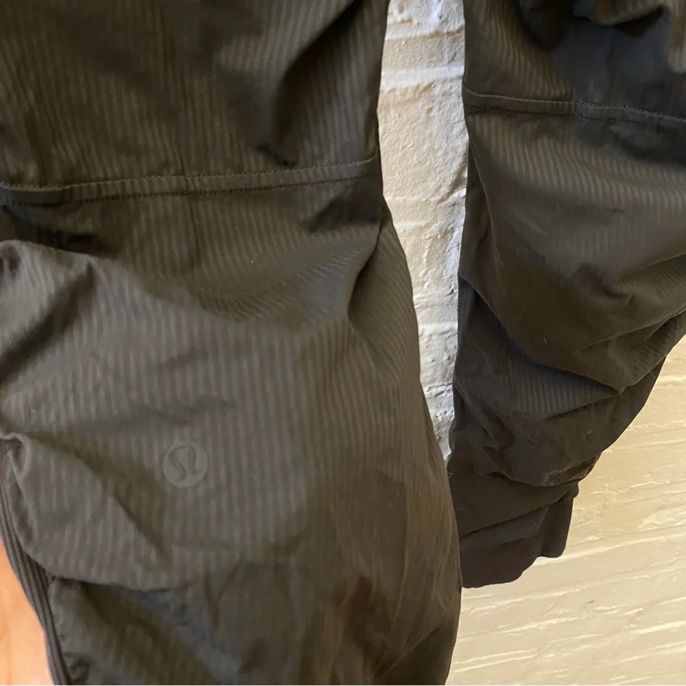 Lululemon || Beyond The Studio Jogger Graphite‎ Grey 8